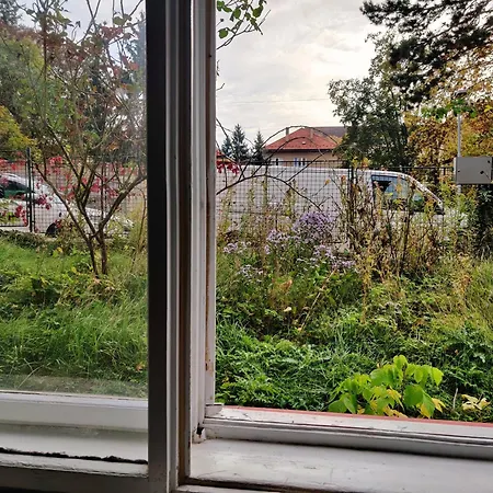 Guest house In House With Private Parking And Garden